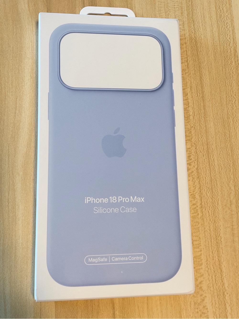 Apple iPhone 18 Pro Max Silicone Case Silicone Case in Crisp Blue NWT